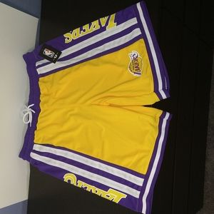 Los Angeles Lakers Shorts Large